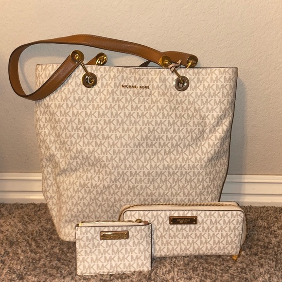 Michael Kors Raven North bag + matching card case + matching wallet - Picture 1 of 6